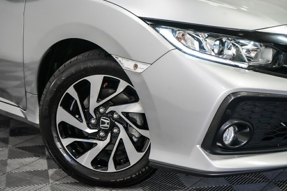 Honda Civic image 2