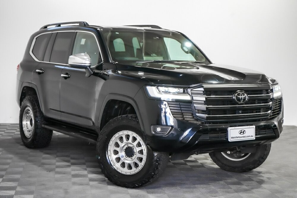 Toyota Landcruiser image 1