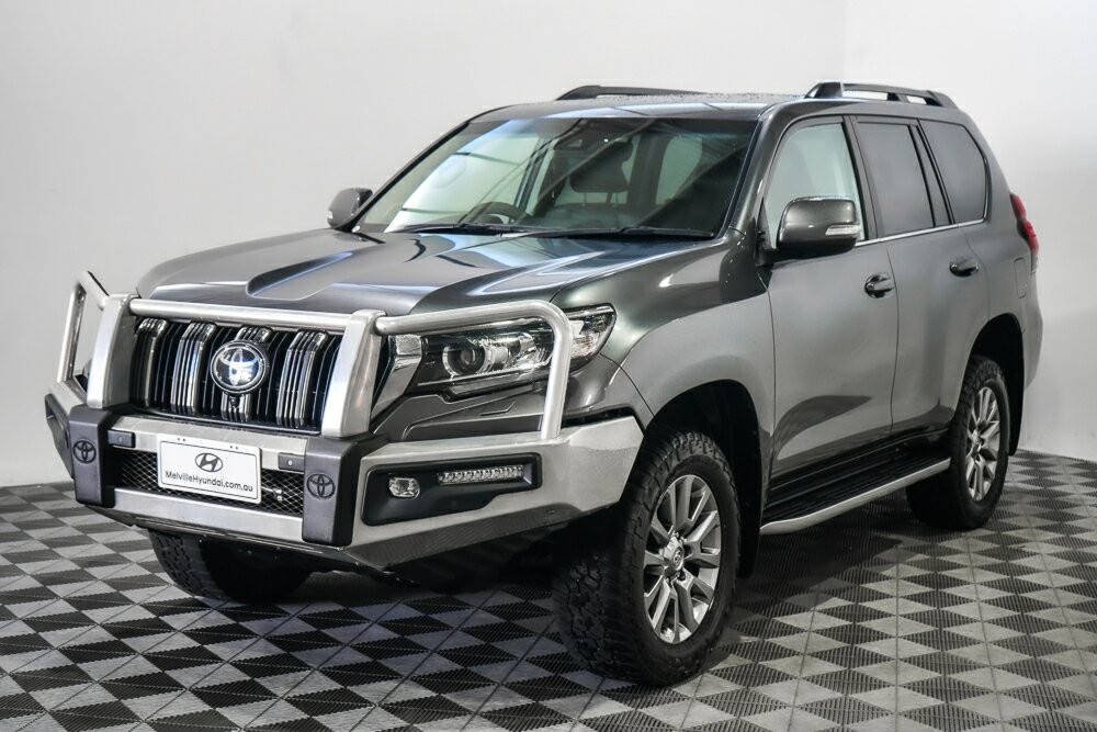 Toyota Landcruiser Prado image 4