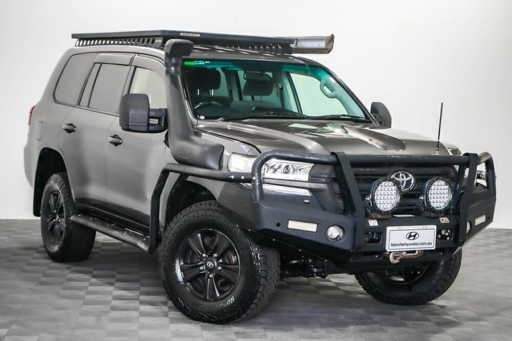 Toyota Landcruiser image 1