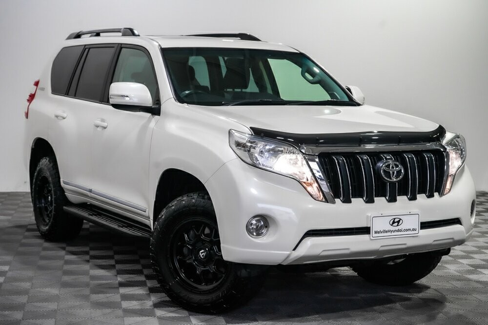 Toyota Landcruiser Prado image 1