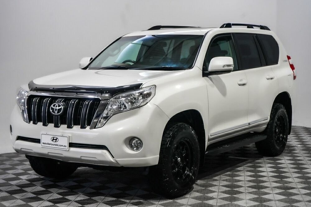 Toyota Landcruiser Prado image 4