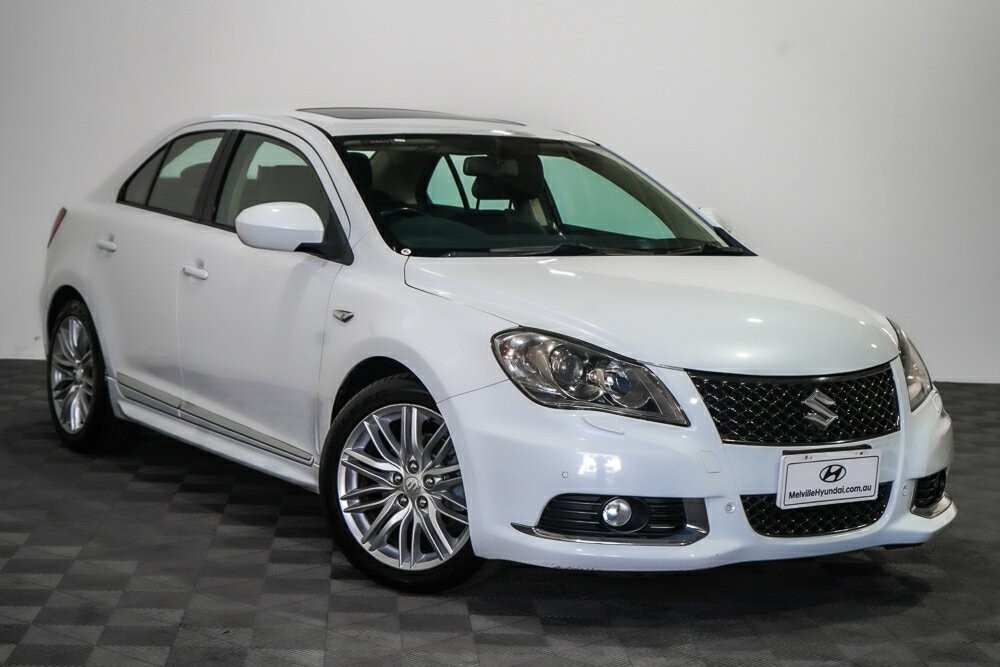 Suzuki Kizashi image 1
