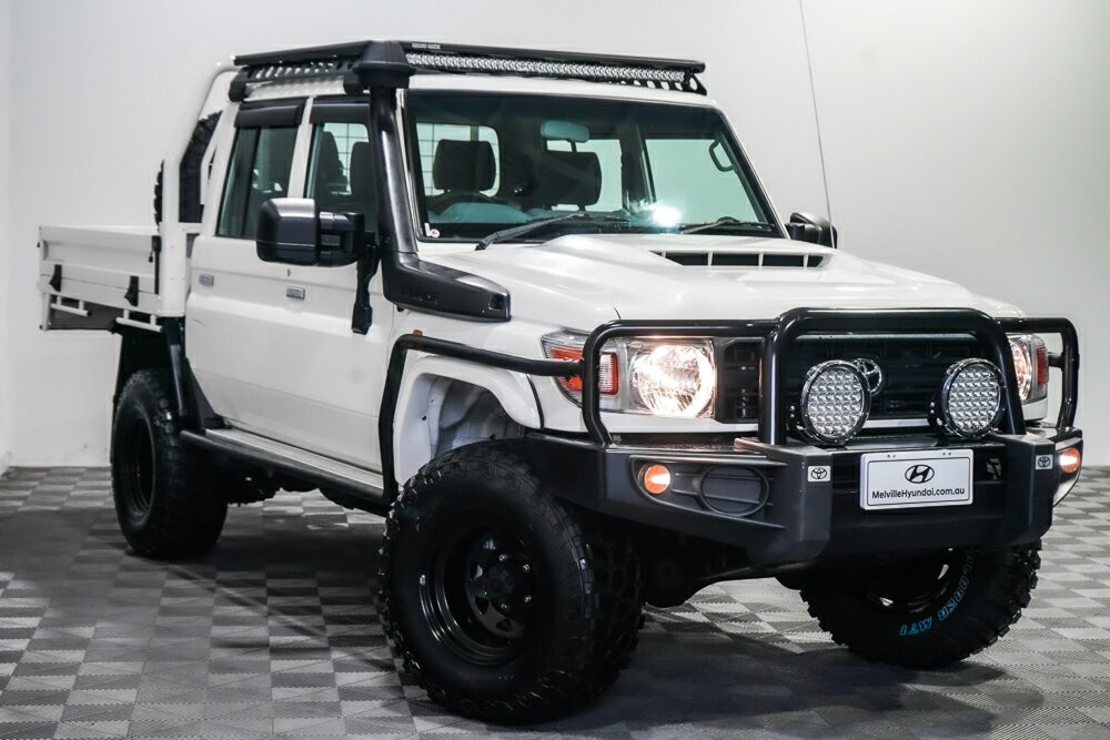 Toyota Landcruiser image 1