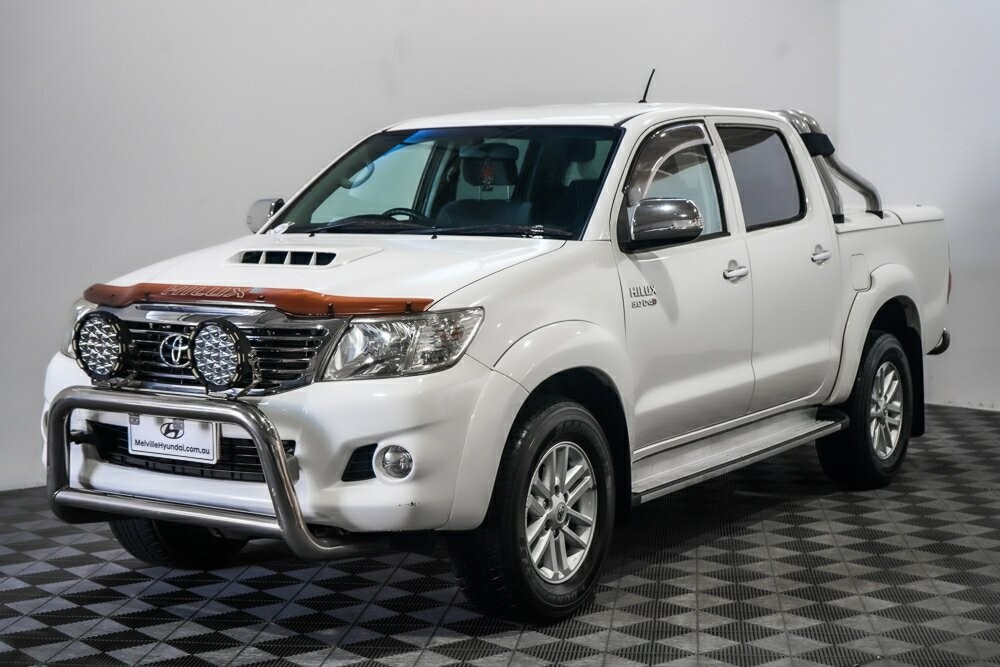 Toyota Hilux image 4