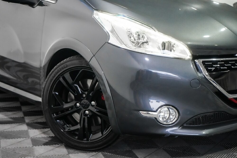 Peugeot 208 image 2