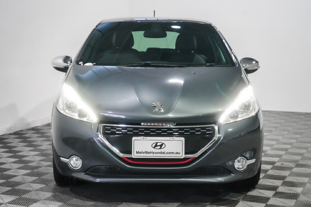 Peugeot 208 image 3