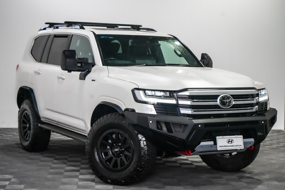 Toyota Landcruiser image 1