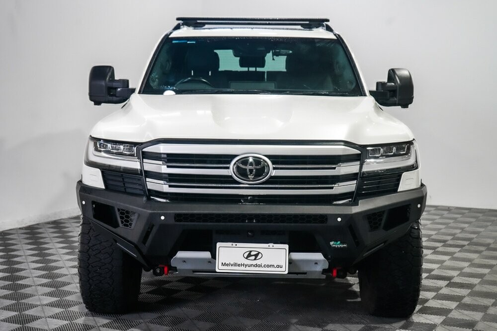 Toyota Landcruiser image 3