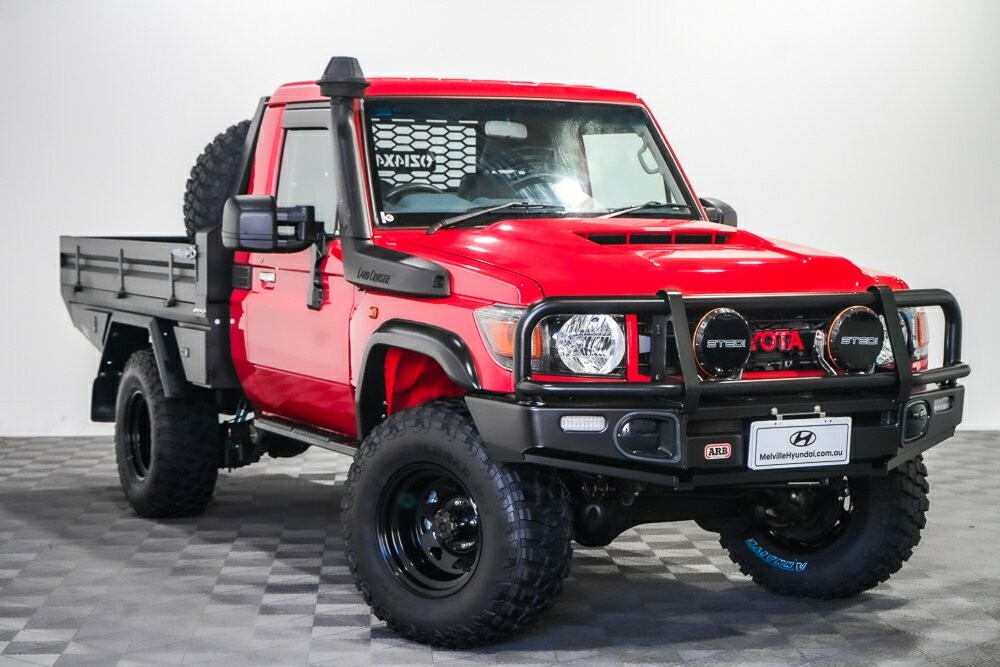 Toyota Landcruiser image 1