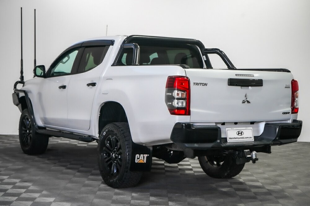 Mitsubishi Triton image 4