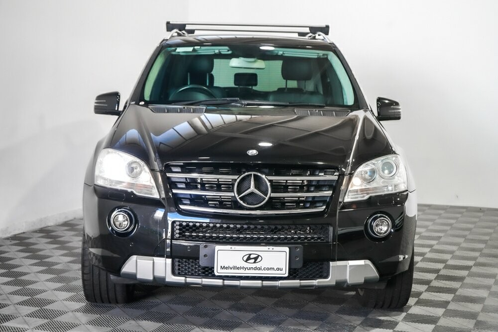 Mercedes Benz M-class image 3