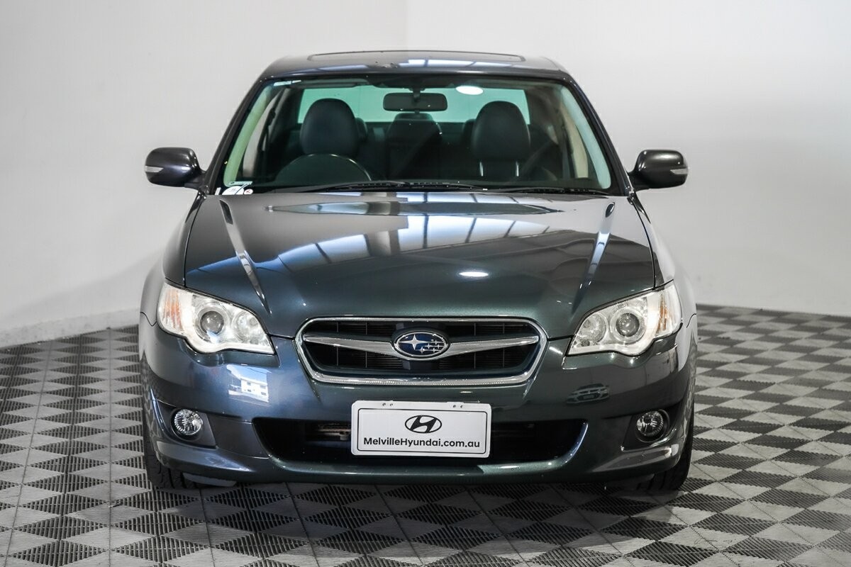 Subaru Liberty image 2