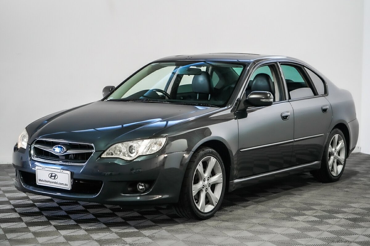 Subaru Liberty image 4