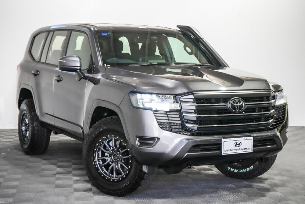 Toyota Landcruiser image 1