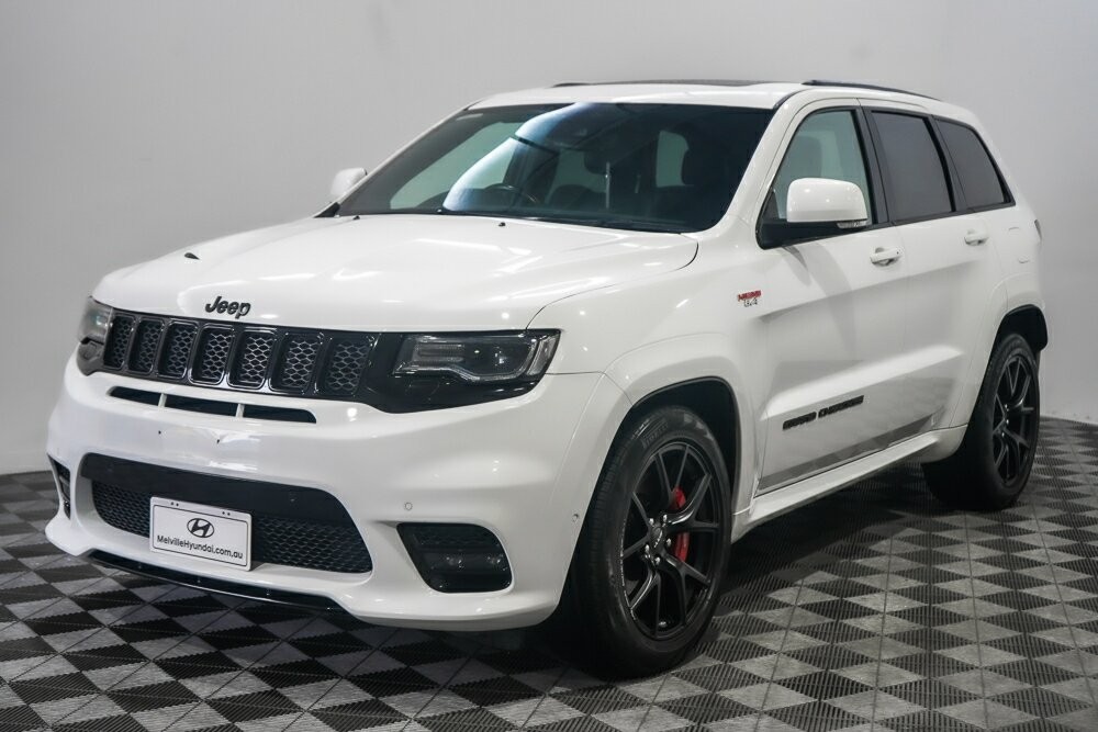 Jeep Grand Cherokee image 4