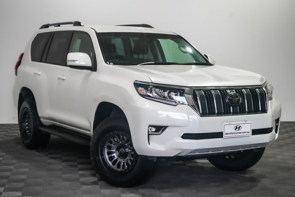 Toyota Landcruiser Prado image 1