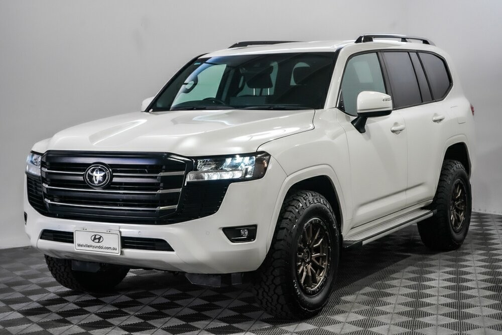 Toyota Landcruiser image 4
