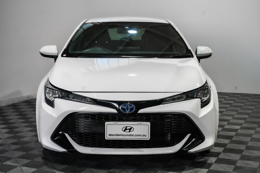 Toyota Corolla image 2