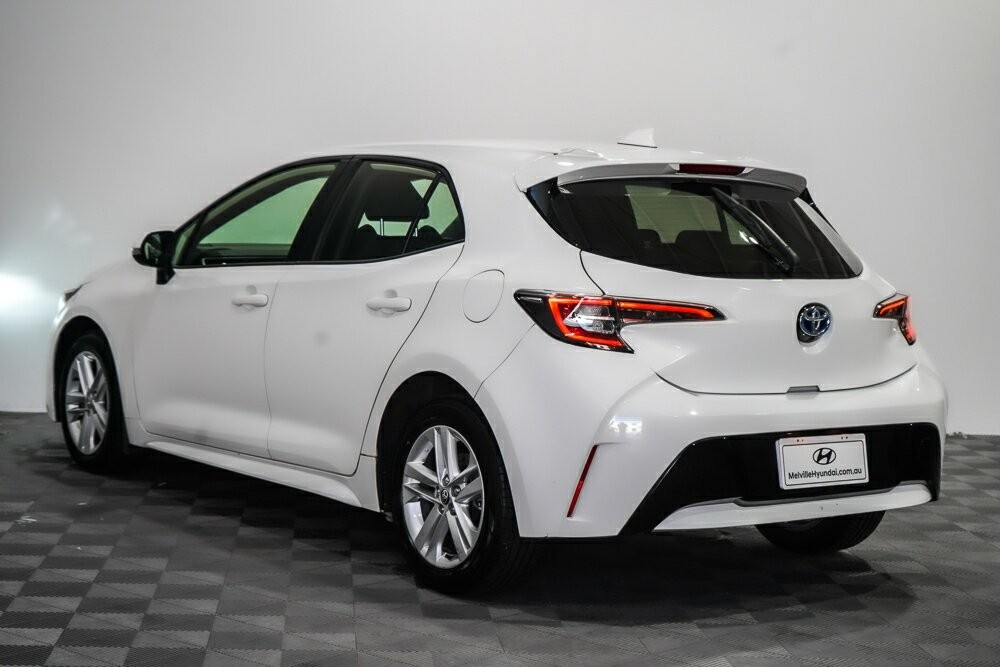 Toyota Corolla image 4