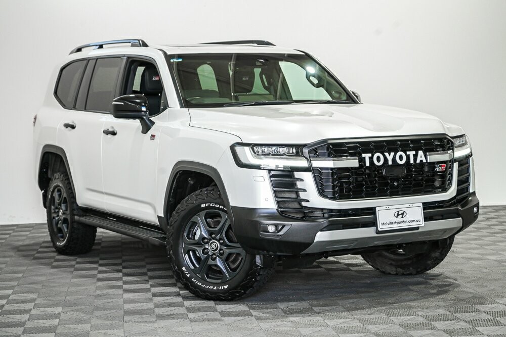 Toyota Landcruiser image 1