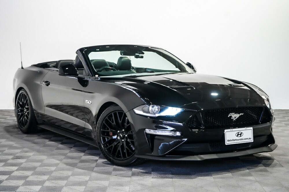 Ford Mustang image 1
