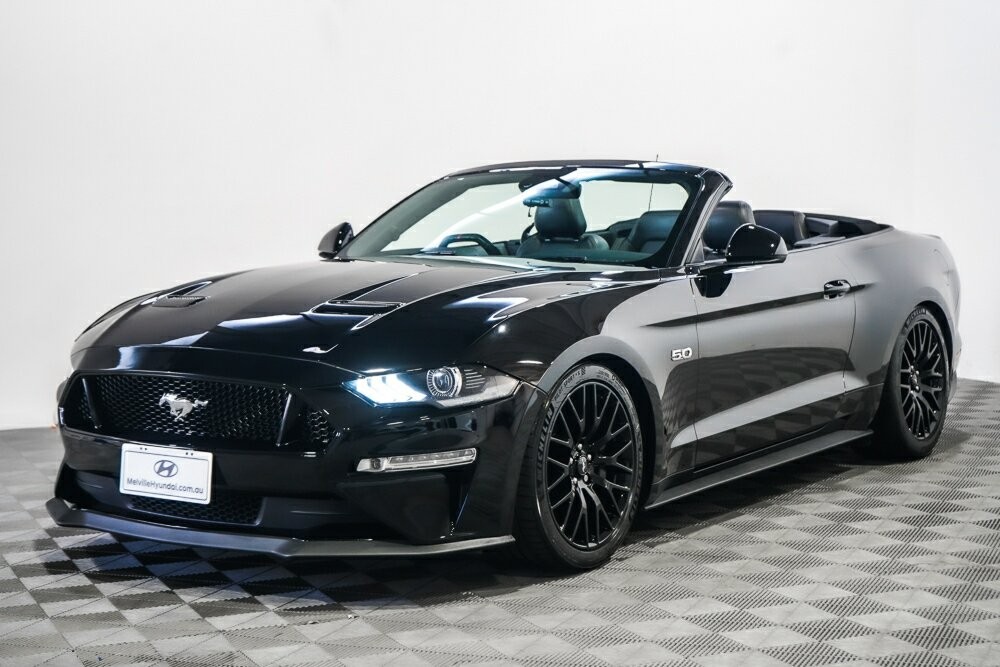 Ford Mustang image 4