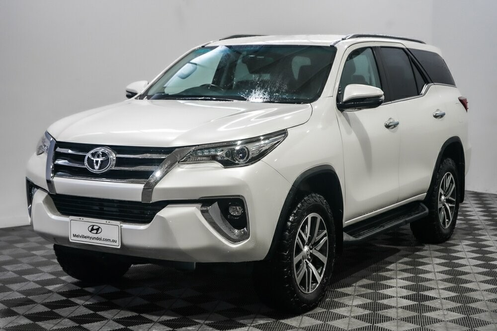 Toyota Fortuner image 4