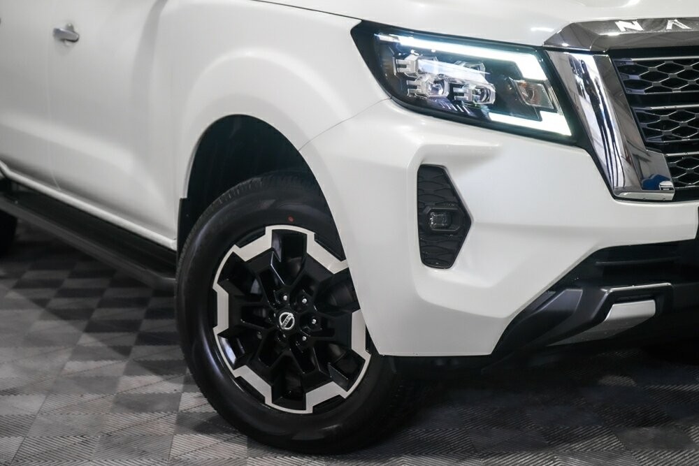 Nissan Navara image 2