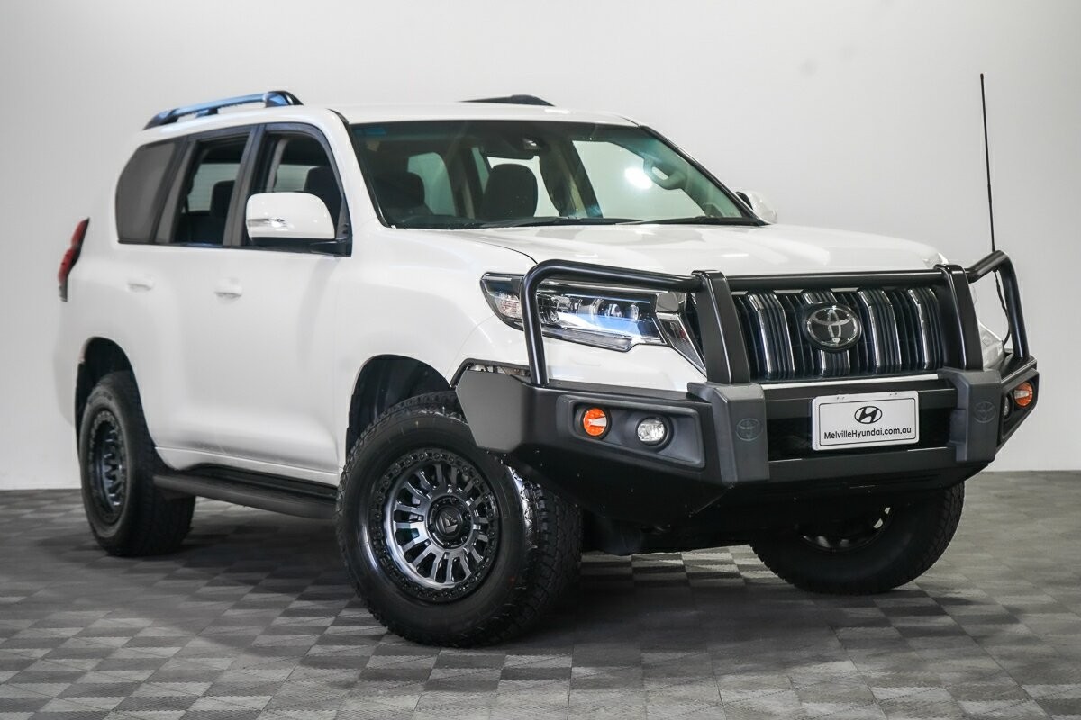 Toyota Landcruiser Prado image 1