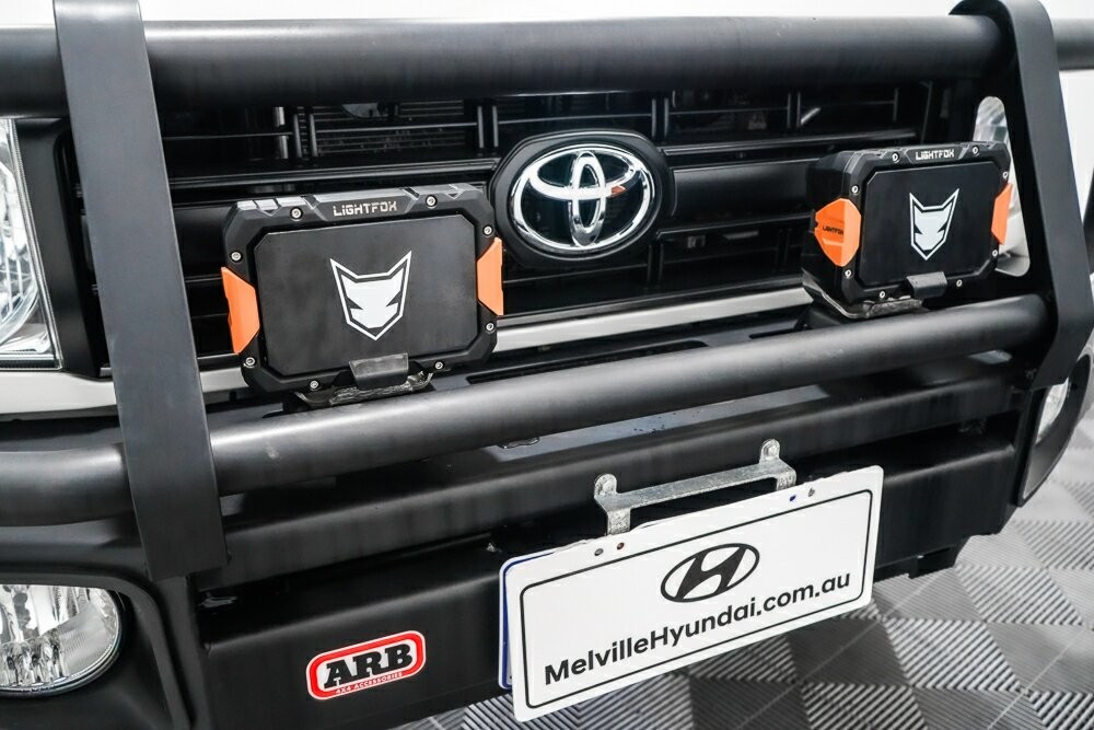 Toyota Landcruiser image 3