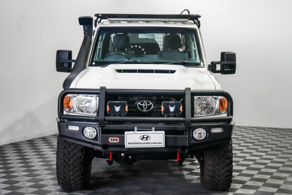Toyota Landcruiser image 4