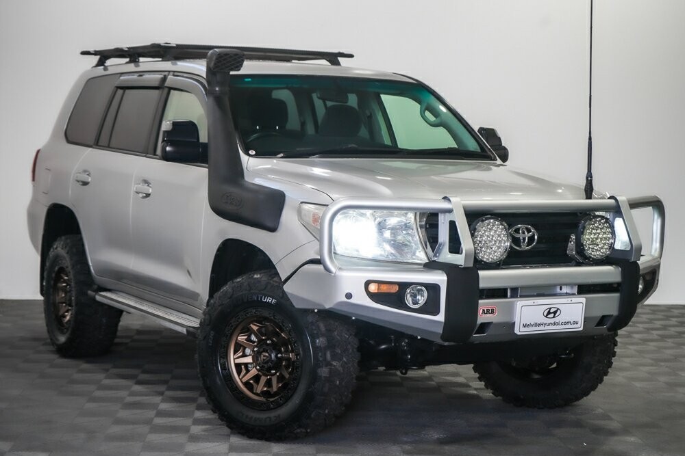 Toyota Landcruiser image 1