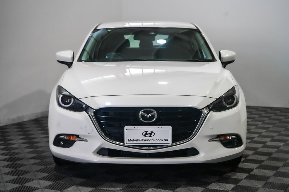 Mazda 3 image 3
