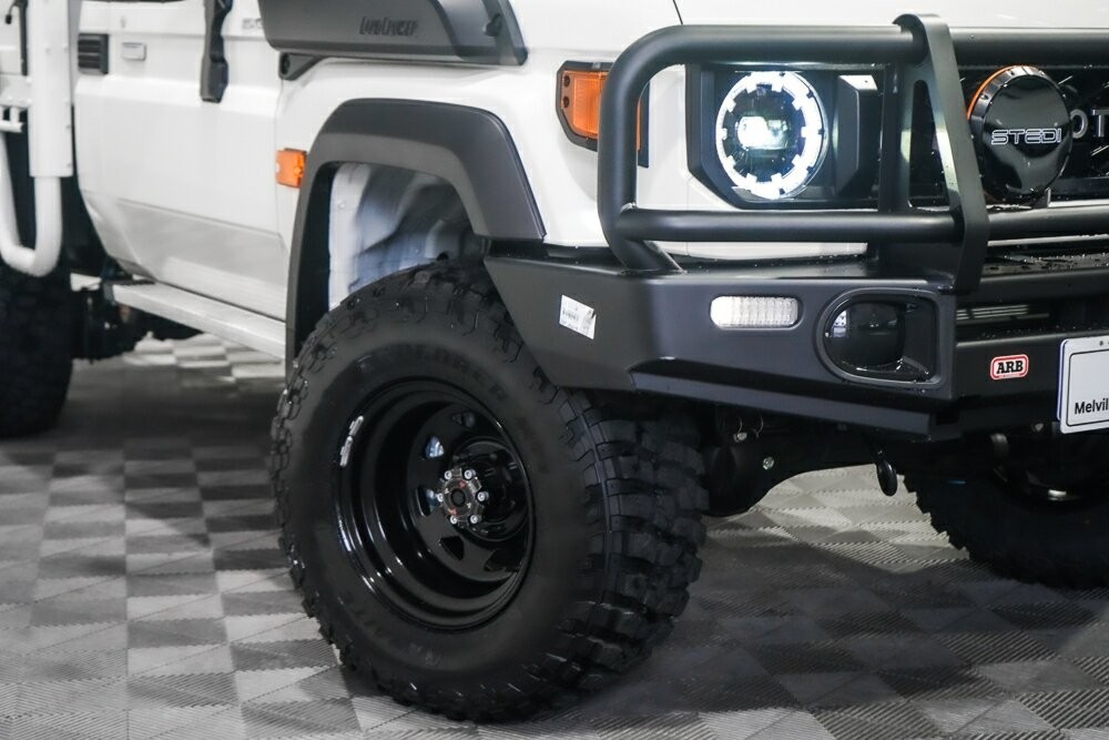 Toyota Landcruiser image 3