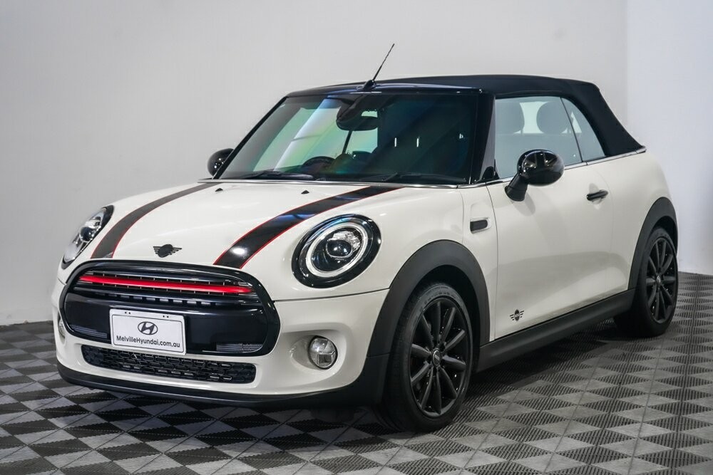 Mini Convertible image 4