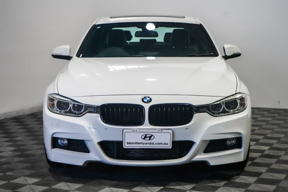 BMW 3 Series image 3