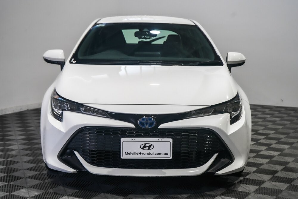Toyota Corolla image 2