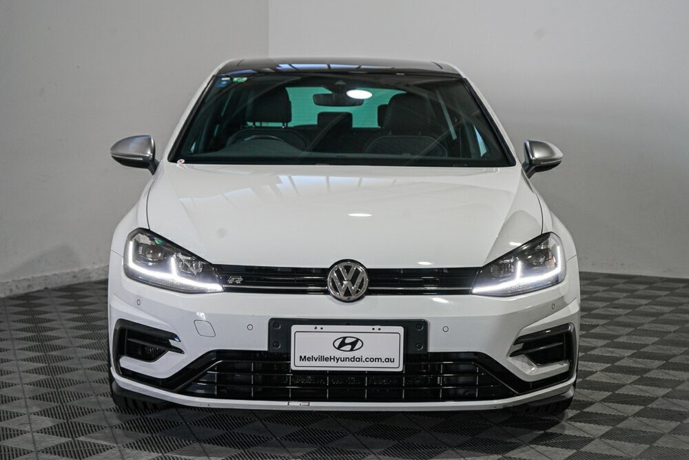 Volkswagen Golf image 3