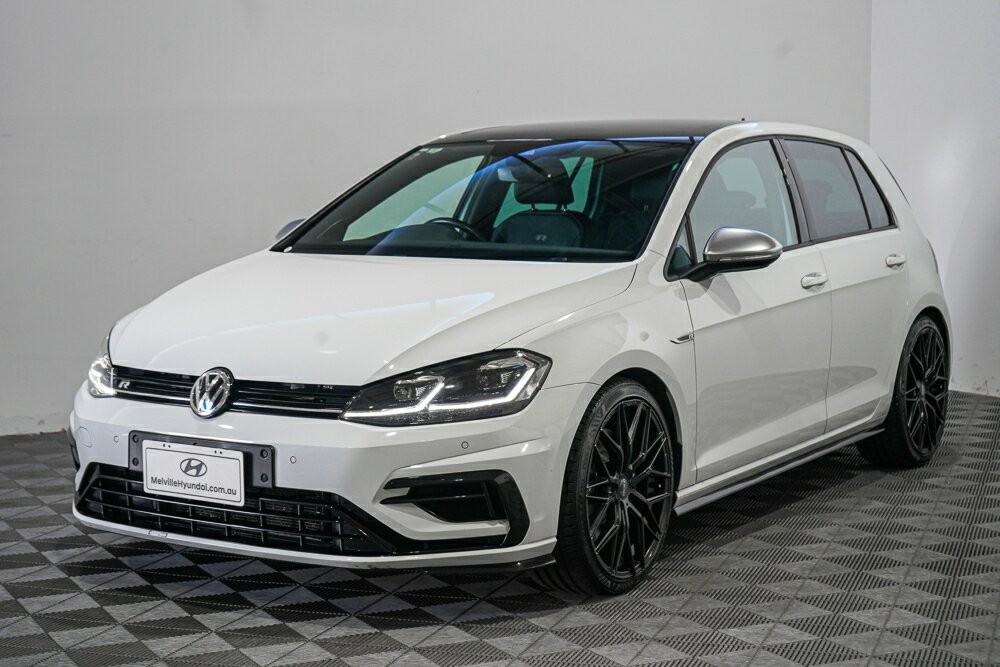 Volkswagen Golf image 4