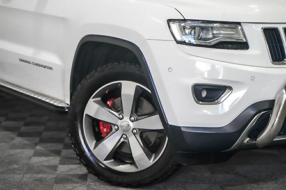 Jeep Grand Cherokee image 2