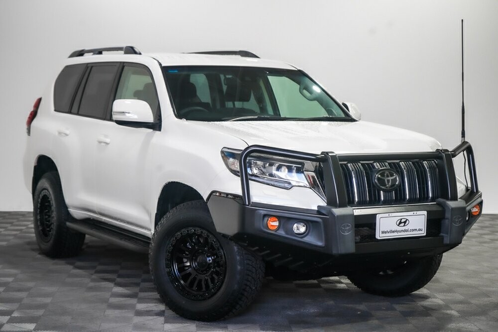 Toyota Landcruiser Prado image 1