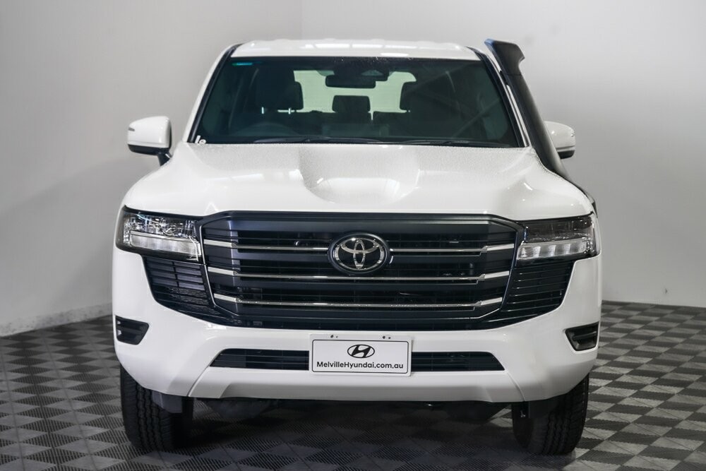 Toyota Landcruiser image 3