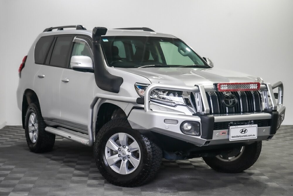 Toyota Landcruiser Prado image 1