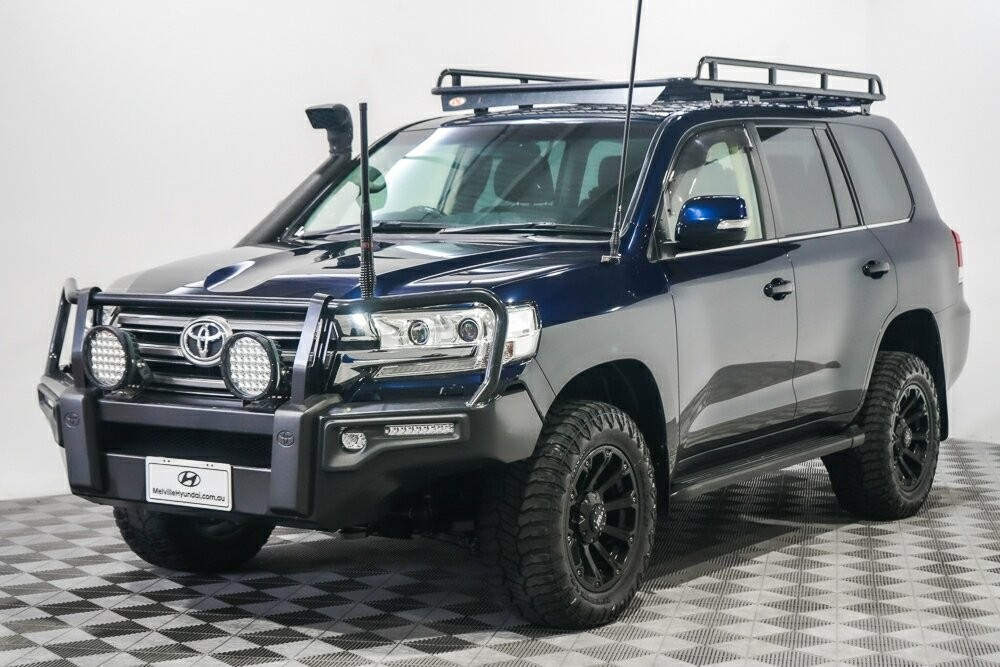 Toyota Landcruiser image 4