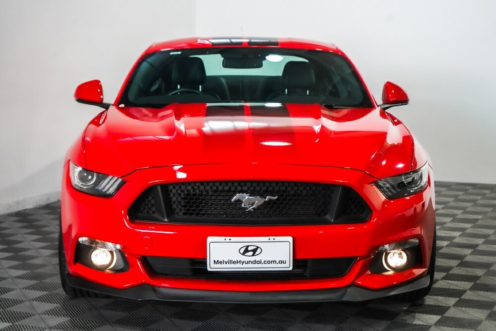 Ford Mustang image 3