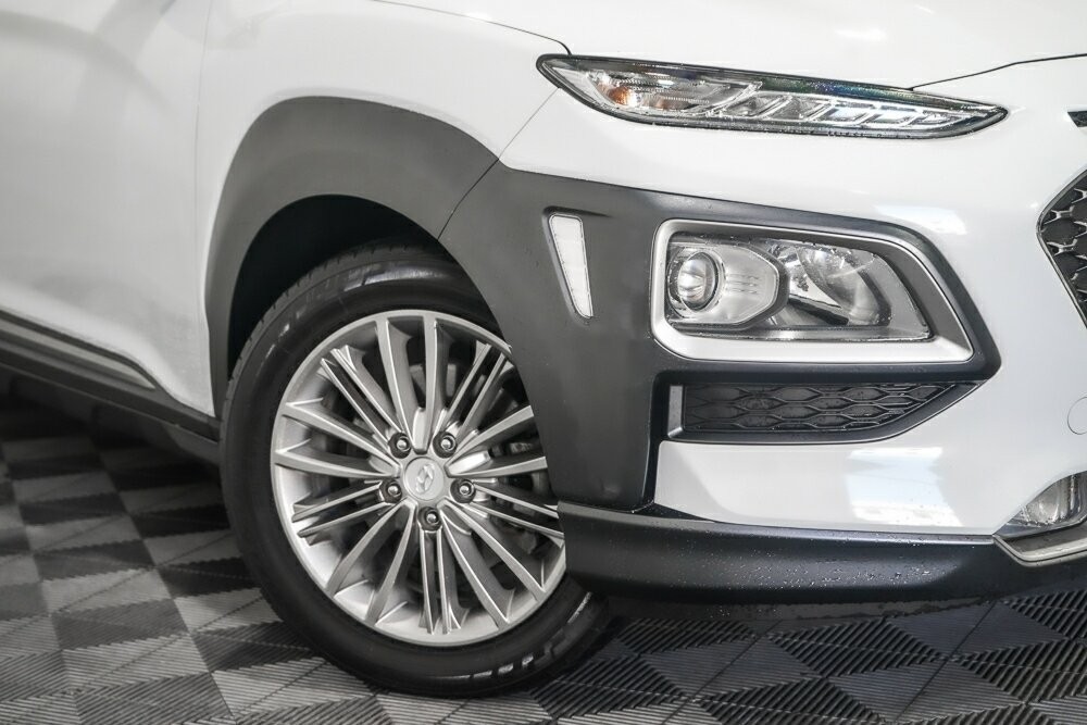 Hyundai Kona image 2