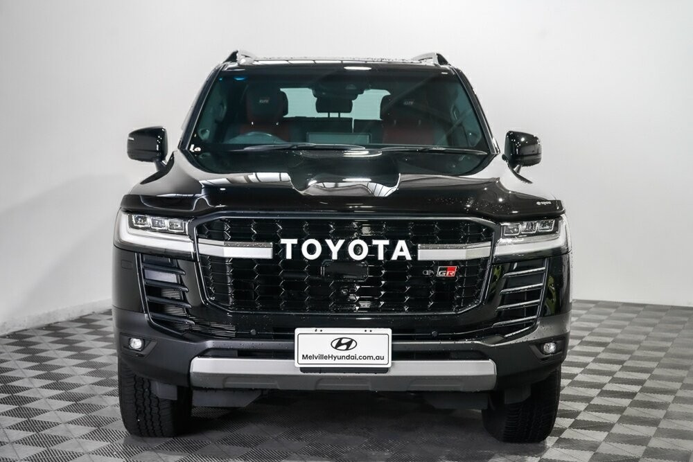 Toyota Landcruiser image 3