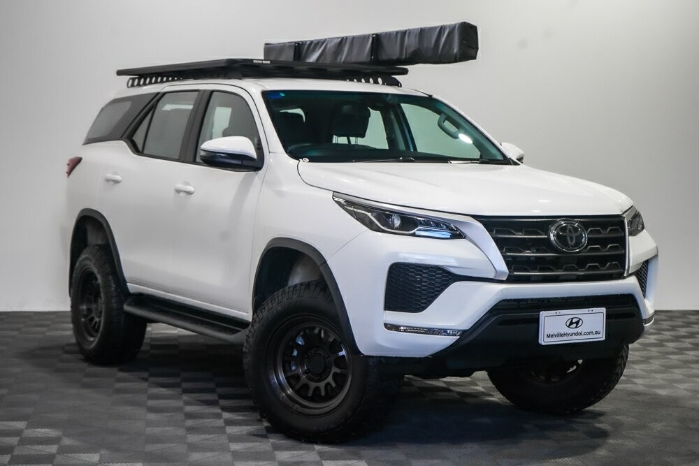 Toyota Fortuner image 1