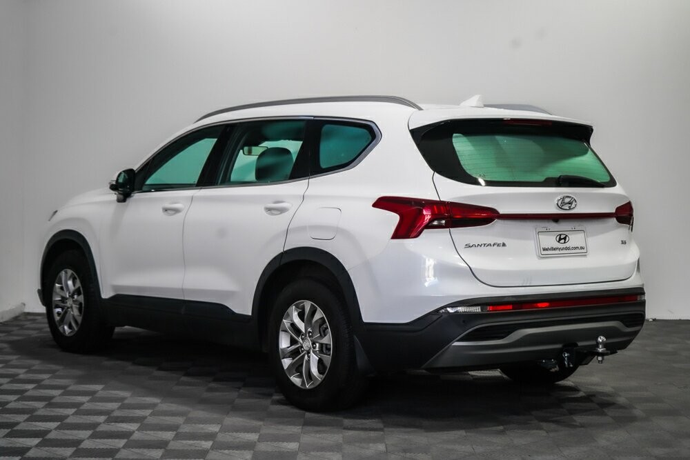 Hyundai Santa Fe image 4